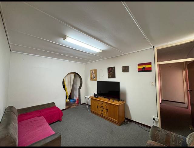 3 BEDROOM HOUSE FOR SALE IN SASOLBURG EXT 23